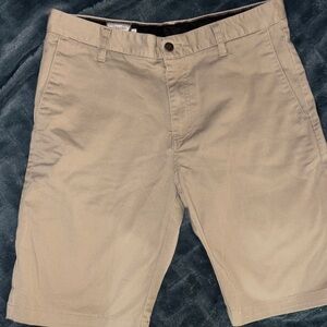 VOLCOM Men's Tan Shorts size 32